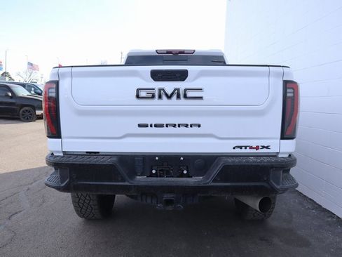 Certified 2024 GMC Sierra 2500 AT4X image 6