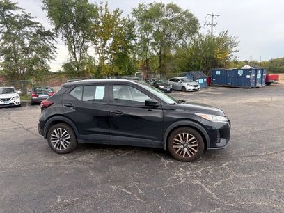 Used 2021 Nissan Kicks SV