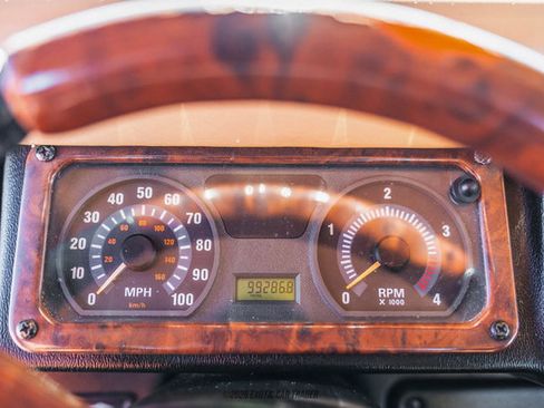 Used 2002 HUMMER H1 4-Door Wagon image 27