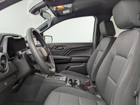 Used 2024 Chevrolet Colorado W/T RWD image 14