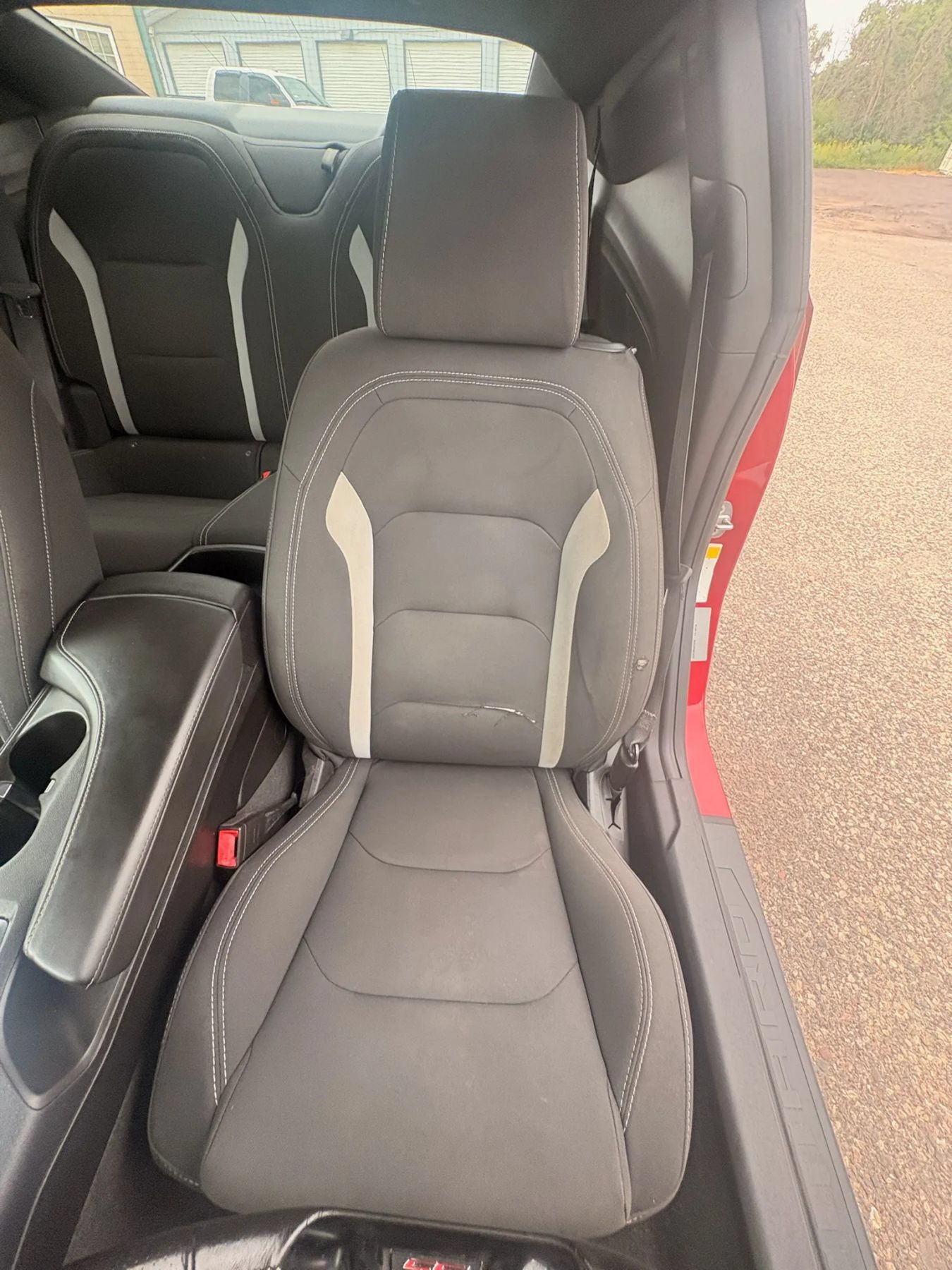 Used 2018 Chevrolet Camaro SS RWD image 17