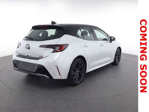 Used 2023 Toyota Corolla XSE FWD image 5