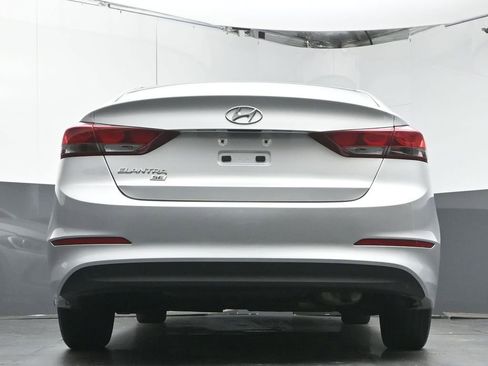 Used 2018 Hyundai Elantra SE w/ Cargo Package image 33