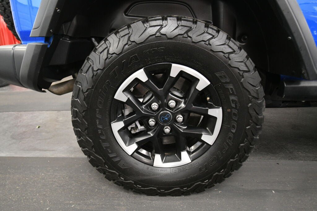 Used 2024 Jeep Wrangler Unlimited Rubicon 4xe AWD/4WD image 30