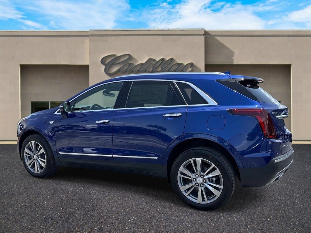 New 2026 Cadillac XT5 Premium Luxury w/ Driver Assist Package AWD/4WD image 5