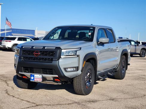 New 2026 Nissan Frontier PRO-4X w/ Tow Package image 2