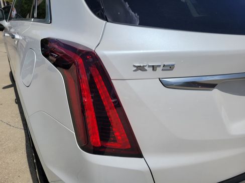 New 2026 Cadillac XT5 Premium Luxury image 10