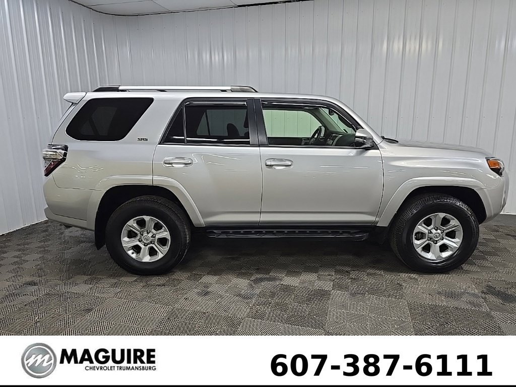 Used 2020 Toyota 4Runner SR5 Premium w/ Moonroof Package AWD/4WD image 2