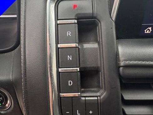 Used 2021 Chevrolet Tahoe LT AWD/4WD image 18