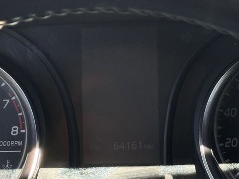 Used 2022 Toyota Camry SE image 16