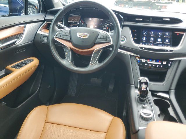 Certified 2023 Cadillac XT5 Premium Luxury w/ Technology Package FWD image 17