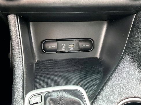 Used 2019 Kia Sportage LX image 24