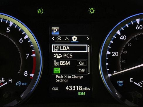 Used 2019 Toyota Highlander XLE AWD/4WD image 64