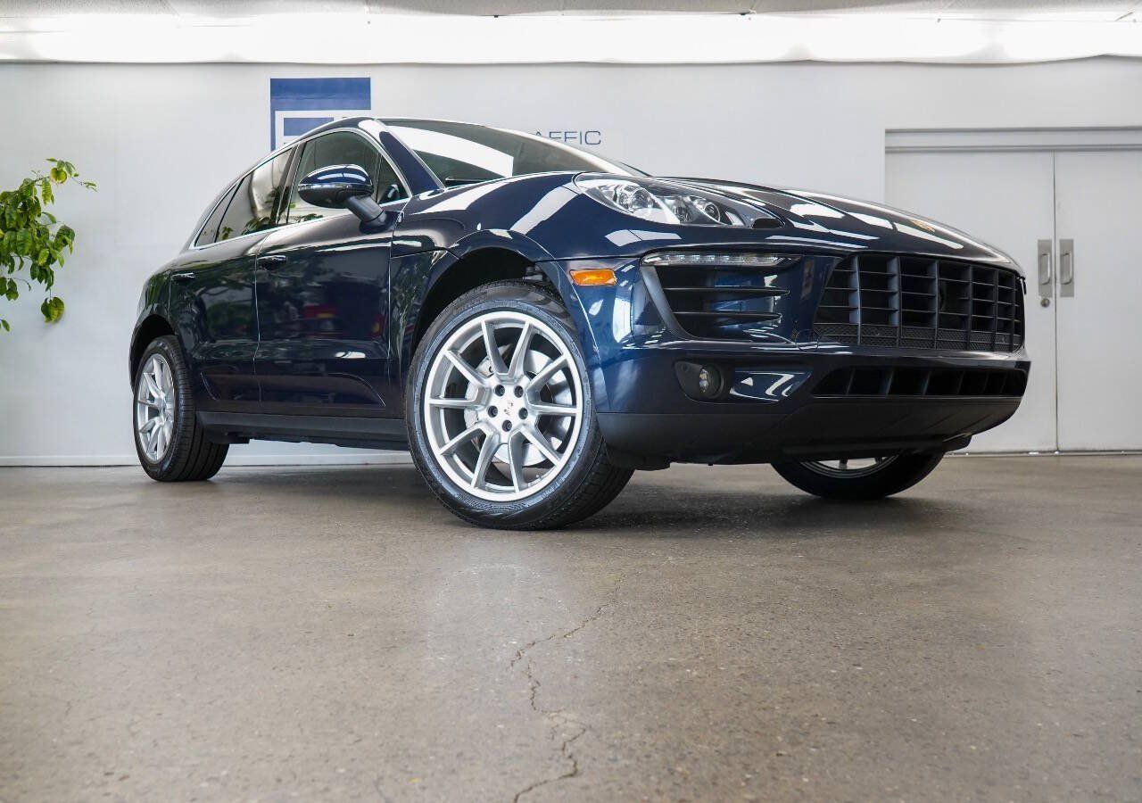 Used 2018 Porsche Macan S AWD/4WD image 31