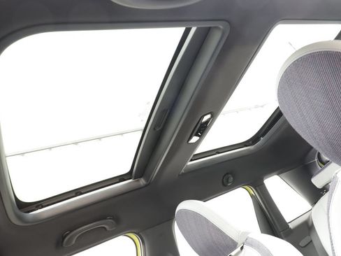 New 2026 MINI Cooper 4-Door Hardtop FWD image 14