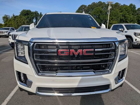 Certified 2023 GMC Yukon XL SLT w/ SLT Luxury Package RWD image 14