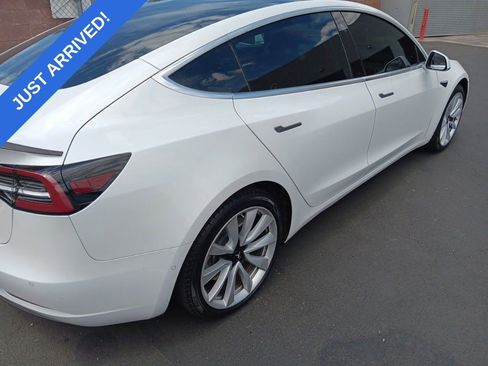 Used 2019 Tesla Model 3 Standard Range RWD image 3