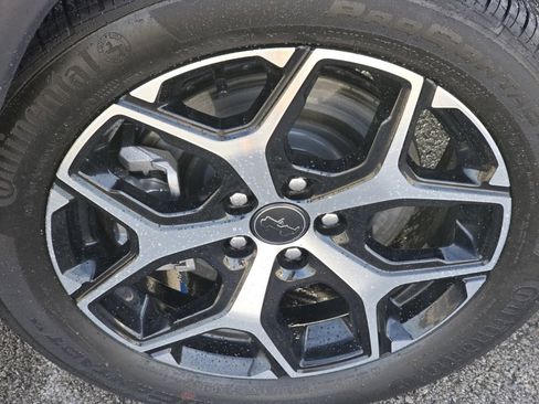 Used 2025 Jeep Compass Limited image 3