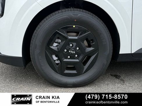 New 2026 Kia Carnival FWD image 36