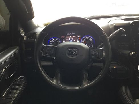 Used 2022 RAM 3500 Limited AWD/4WD image 35