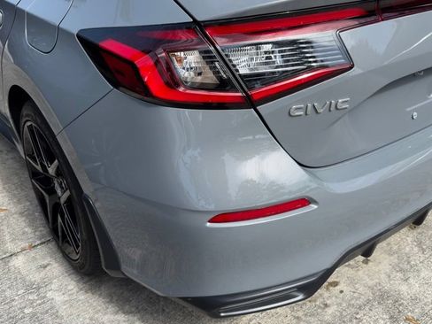 Used 2025 Honda Civic Sport image 6