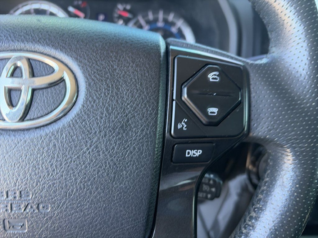 Used 2018 Toyota 4Runner TRD Off-Road Premium AWD/4WD image 22