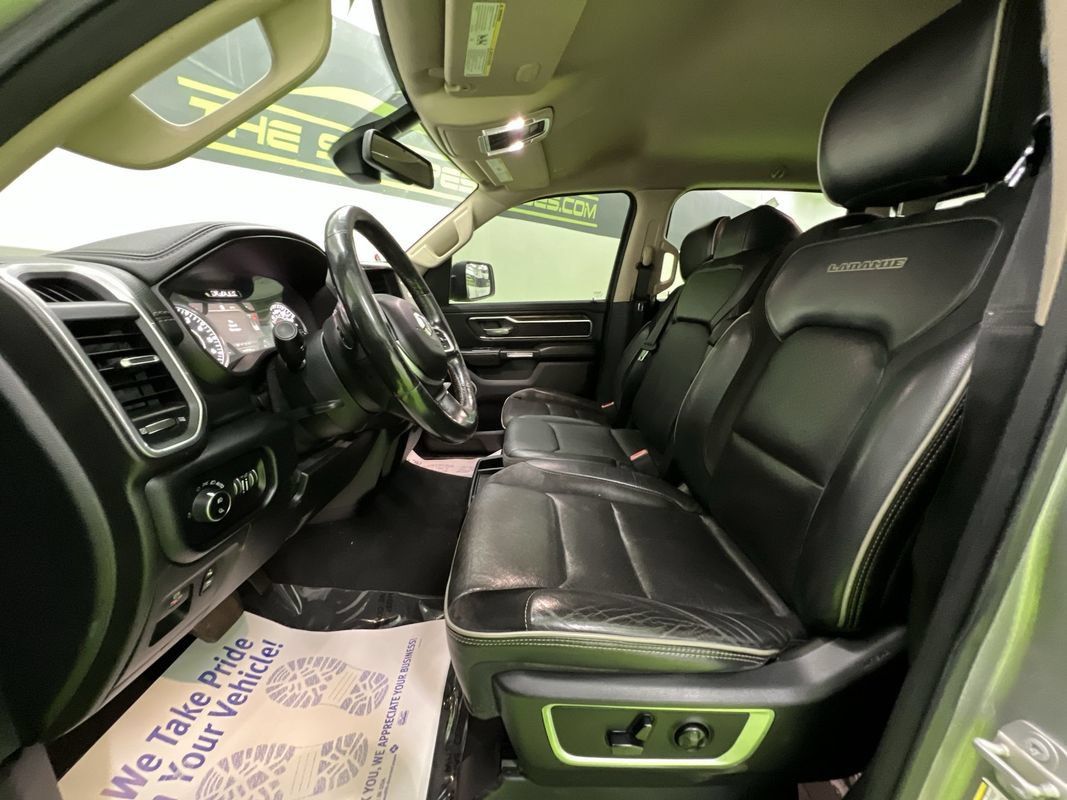 Used 2019 RAM 1500 Laramie AWD/4WD image 18