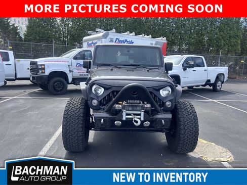 Used 2016 Jeep Wrangler Unlimited Sport w/ Quick Order Package 24S AWD/4WD image 3