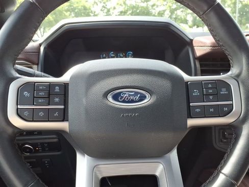 Used 2023 Ford Expedition Limited AWD/4WD image 21