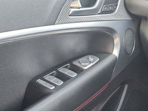 Used 2023 Genesis G70 2.0T w/ Sport Prestige Package image 12