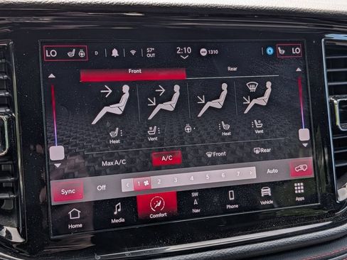 Used 2024 Dodge Durango GT AWD/4WD image 44