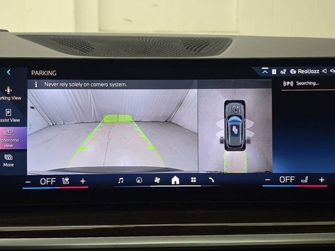 New 2026 BMW X5 xDrive50e w/ Premium Package image 18