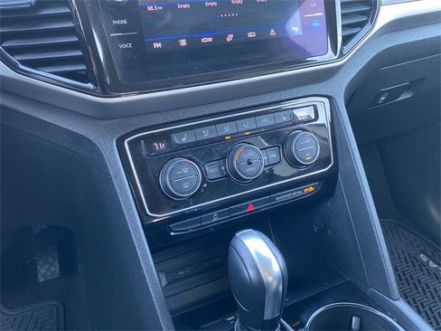 Used 2022 Volkswagen Atlas SE image 27