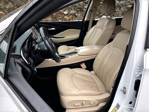 Used 2017 Buick Envision Essence image 22