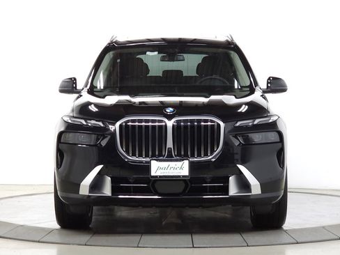 Used 2026 BMW X7 xDrive40i AWD/4WD image 2