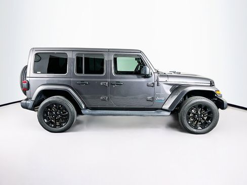 Used 2021 Jeep Wrangler Sahara image 10