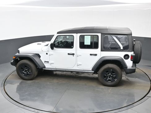 Used 2023 Jeep Wrangler Unlimited Sport image 33