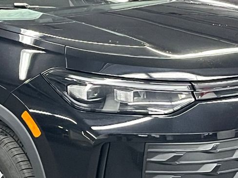 New 2026 Volkswagen Tiguan S image 41