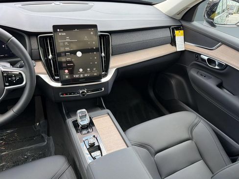 New 2026 Volvo XC90 B5 Plus w/ Protection Package AWD/4WD image 27
