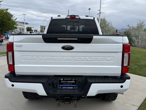 Used 2022 Ford F350 Lariat w/ Tremor Off-Road Package AWD/4WD image 4