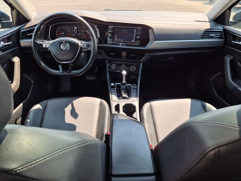 Used 2019 Volkswagen Jetta SE FWD image 28