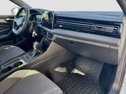 Used 2026 Volkswagen Jetta Sport FWD image 29