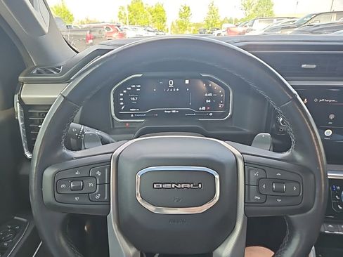 Used 2022 GMC Sierra 1500 Denali w/ Denali Reserve Package AWD/4WD image 18