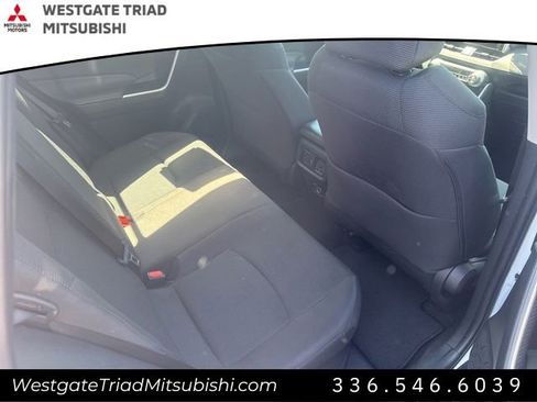 Used 2024 Toyota RAV4 LE AWD/4WD image 21
