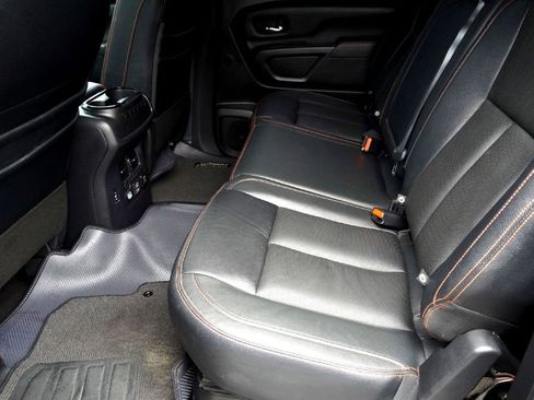 Used 2020 Nissan Titan PRO-4X w/ Pro-4x Convenience Package image 37