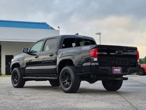 Used 2022 Toyota Tacoma SR w/ SR Convenience Package RWD image 7