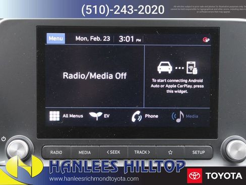 Used 2023 Hyundai Kona SE image 25