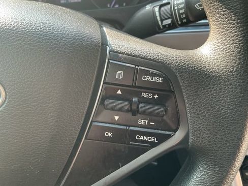 Used 2016 Hyundai Sonata SE FWD image 18