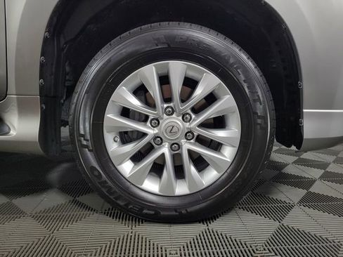 Used 2023 Lexus GX 460 Premium w/ Premium Package image 12