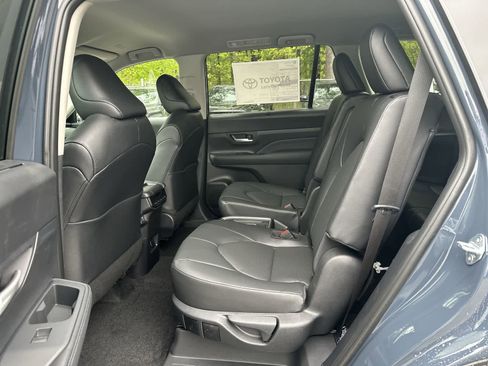 New 2026 Toyota Grand Highlander AWD image 22